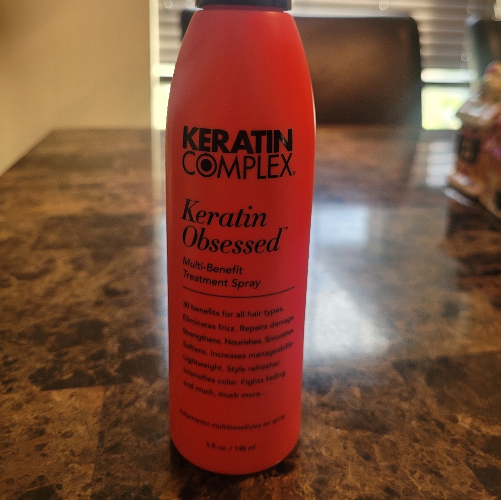 Keratin complex multi benefit treatment spray